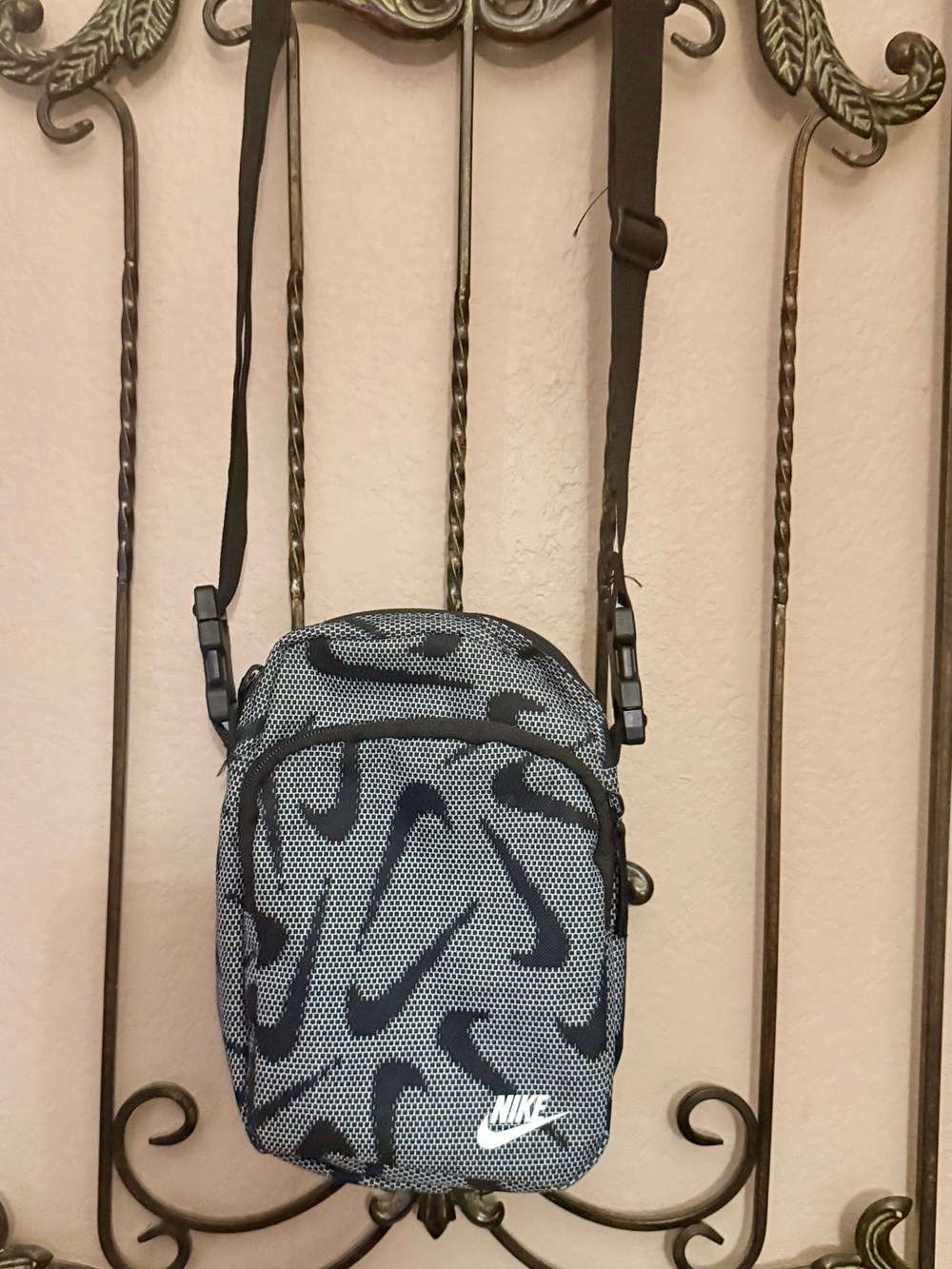 Nike Black and White Swoosh Pattern Crossbody Bag